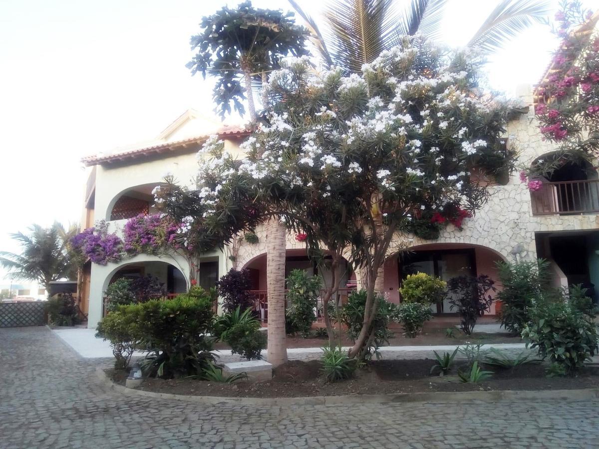 Porto Antigo - Charming & Peaceful Apartment Overlooking Pool And Sea Санта-Марія Екстер'єр фото
